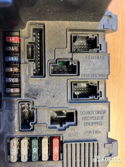 Блок предохранителей Renault Megane LB1B K4M 2006