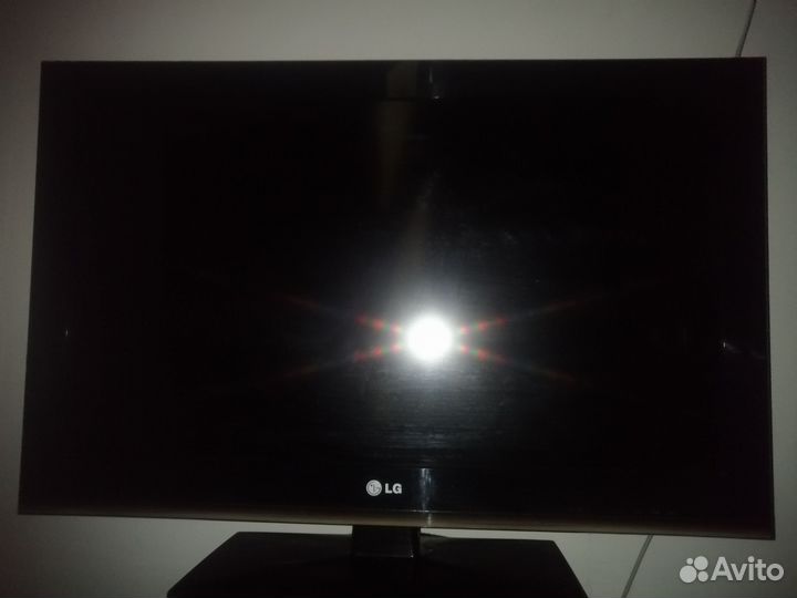 Монитор LG 32 дюйма