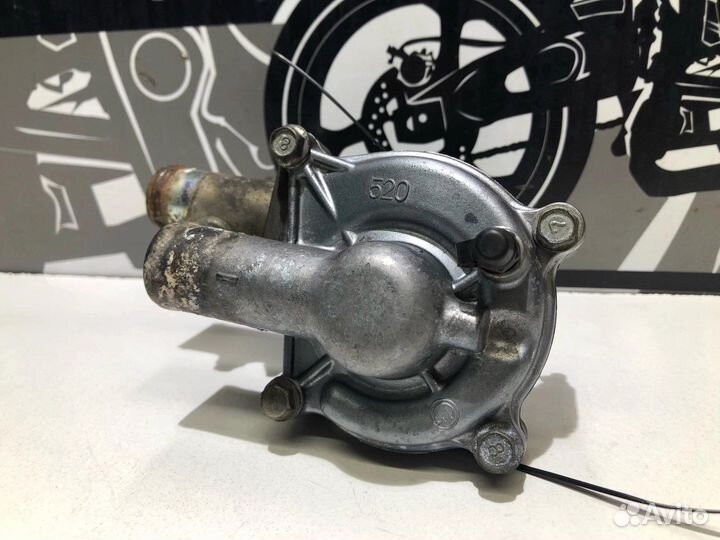 Водяной насос (помпа) Kawasaki ZZR 400-1 1992г