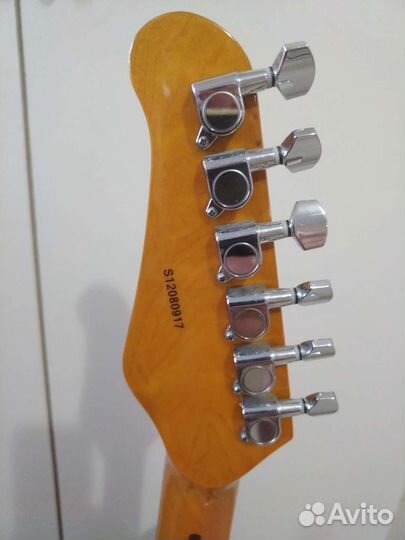 Электро гитара