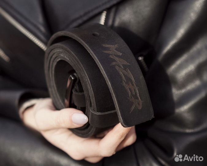 Кожаный ремень с гравировкой