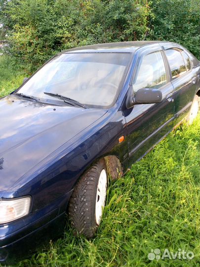 Nissan Primera 1.6 МТ, 1998, 320 000 км