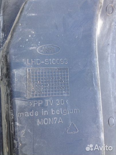 Жабо стеклоочистителя Ленд Ровер Дискавери 3 2004