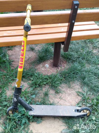 Самокат трюковой