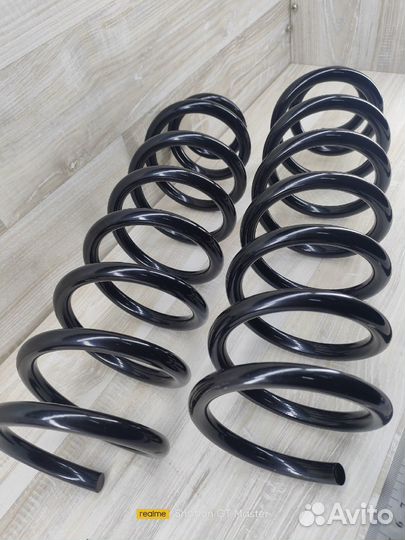 Пружина задней подвески Geely Emgrand Ec7 комплект