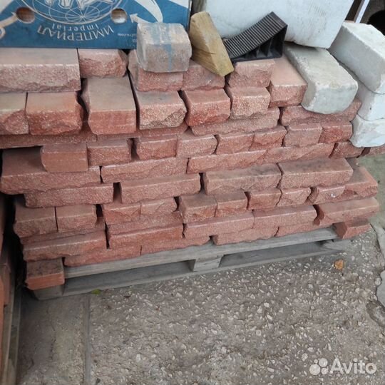 Кирпич прессованный