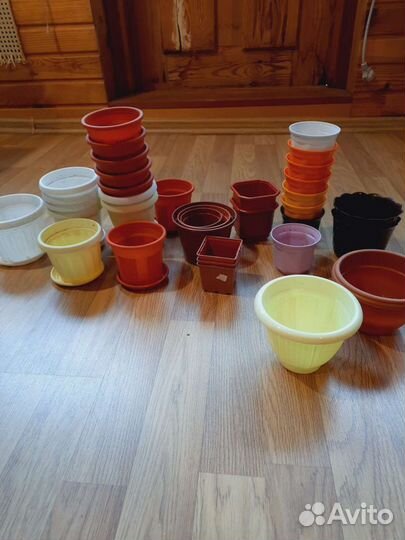 Цветочные горшки б/у