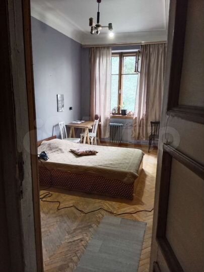 Комната 25 м² в 4-к., 3/6 эт.