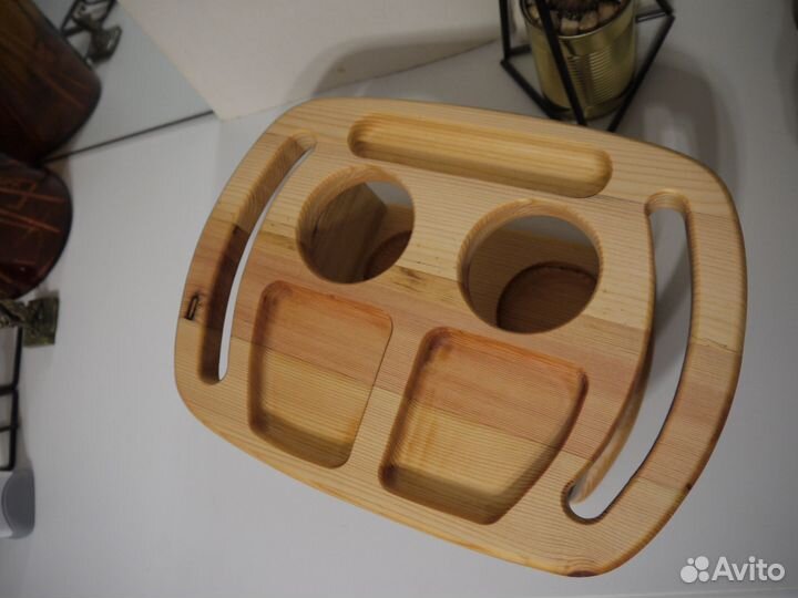 Поднос игровой двухъярусный для напитков и закуски