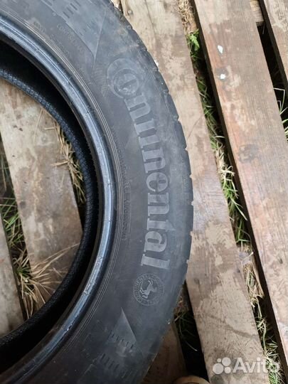 Continental ContiEcoContact 5 215/60 R17 96V