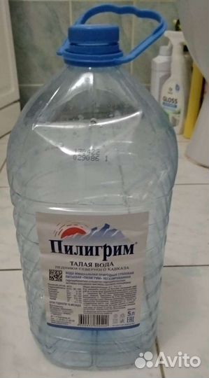 Бутылка из под питьевой воды