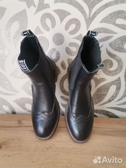 Ботинки женские демисезонные 37 размер