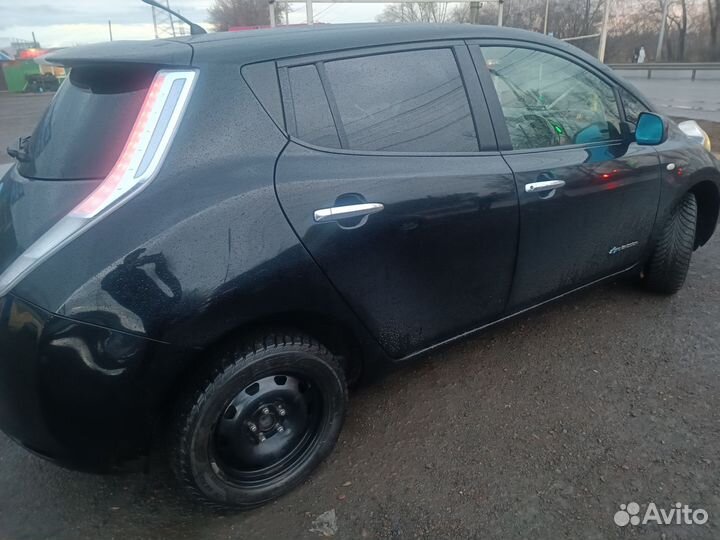 Nissan Leaf 109 л.с. AT, 2015, 101 000 км