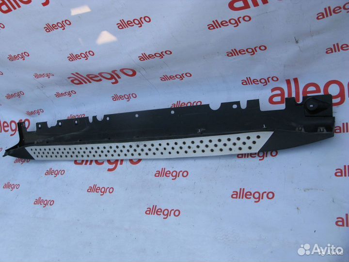 BMW X5 E70 накладка на подножку правая 2007-2013