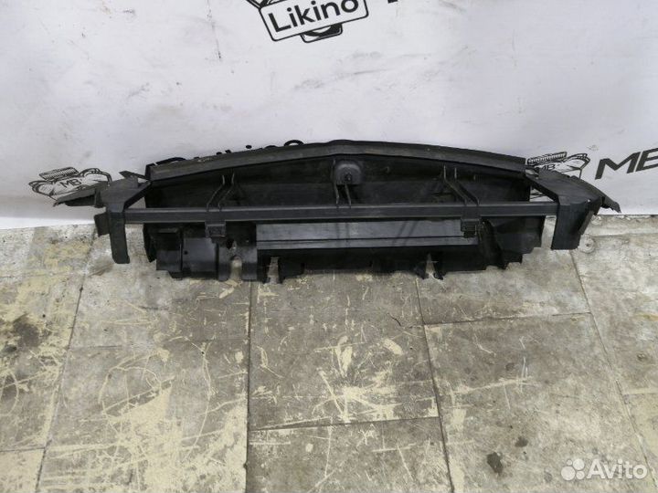 Дефлектор радиатора Mercedes C-Class W204