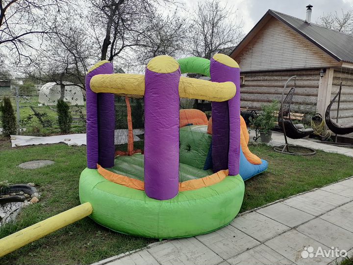 Детский надувной комплекс - батут с горкой