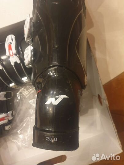 Ботинки горнолыжные 23