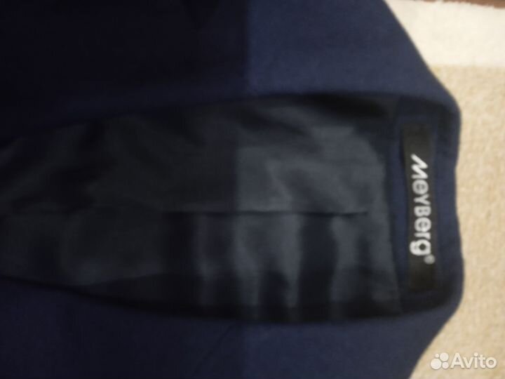 Продам школьный пиджак