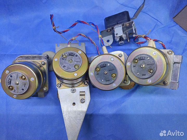Двигатели от самописцев+Japan Servo