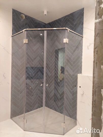 Душевые стеклянные перегородки на заказ