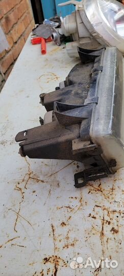 Правая фара Бмв е36 компакт