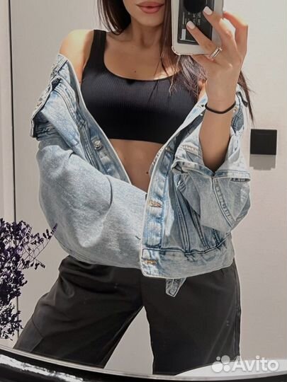 Джинсовая куртка