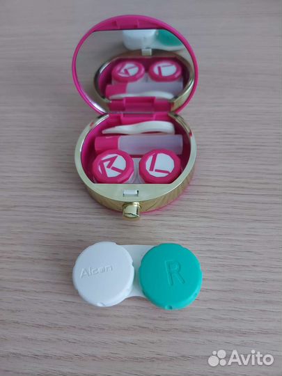 Дорожный набор и контейнеры для линз