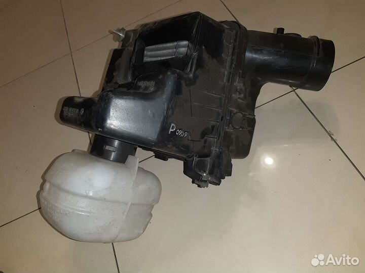 Корпус воздушного фильтра Субару Аутбэк BR 2009