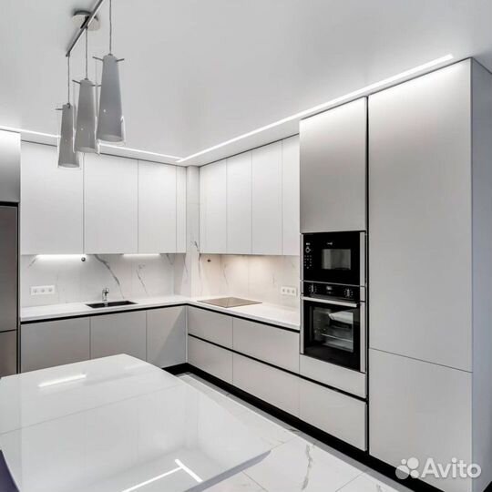 Кухня угловая белая на заказ в рассрочку