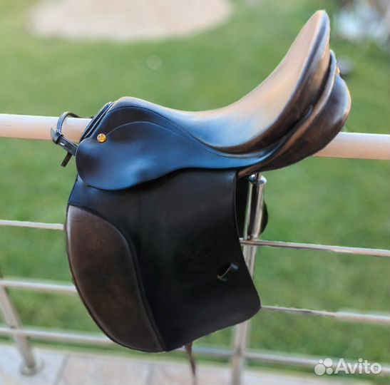 Седло выездковое Prestige Andrea Palladio 17/32