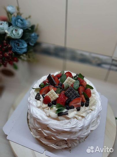 Торты, капкейки, зефир и букеты, меренга