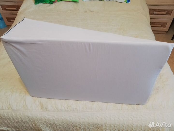 Клиновидная подушка