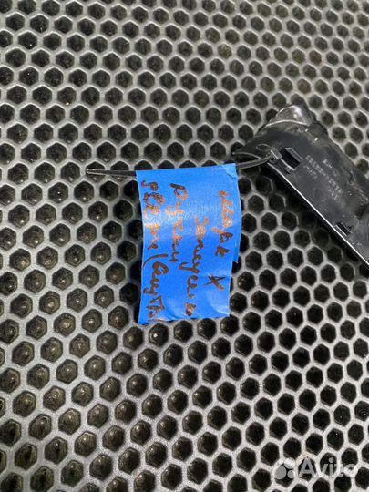 Заглушка внутренней ручки двери L Mark x grx-120