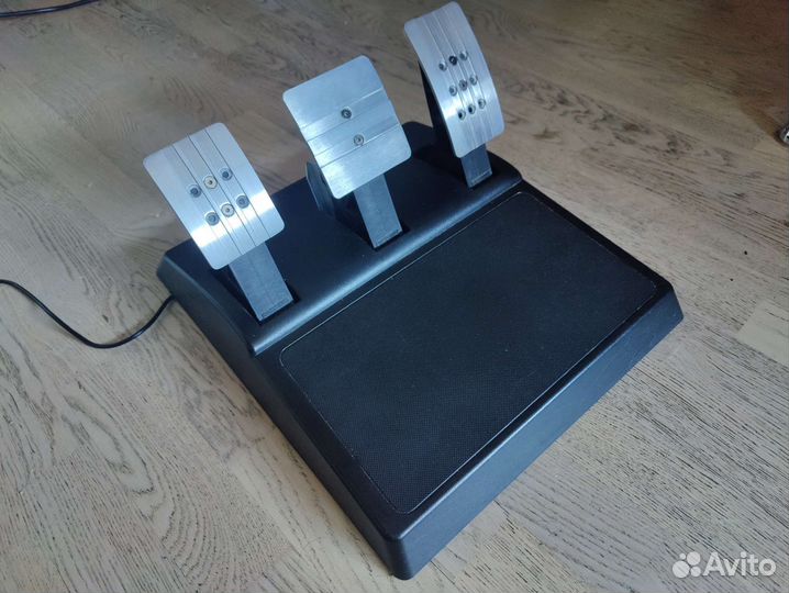 Руль thrustmaster t300 rs gt