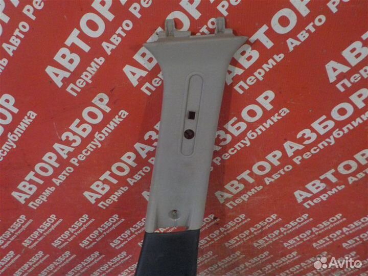 Обшивка стойки правая LADA X-Ray 21129 2016