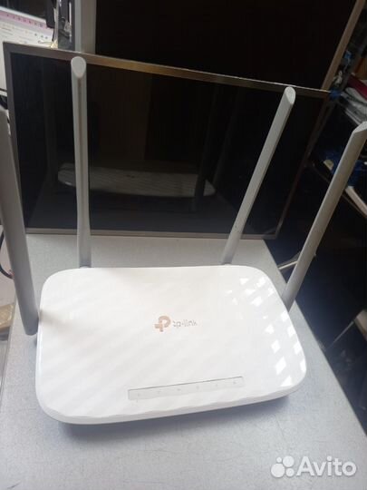Wi-Fi роутер TP-Link Archer C50 на детали