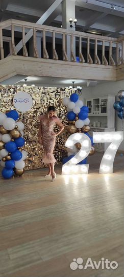 Фотозона из пайеток Цифры на день рождения