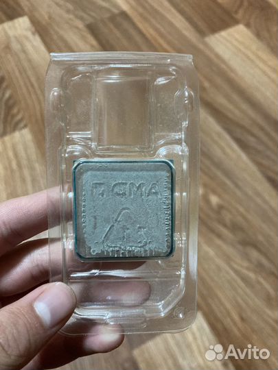 Процессор Athlon200ge