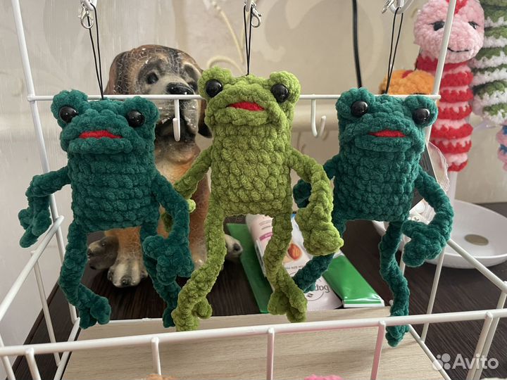Вязаные игрушки лягушка