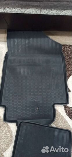 Автомобильные коврики резиновые