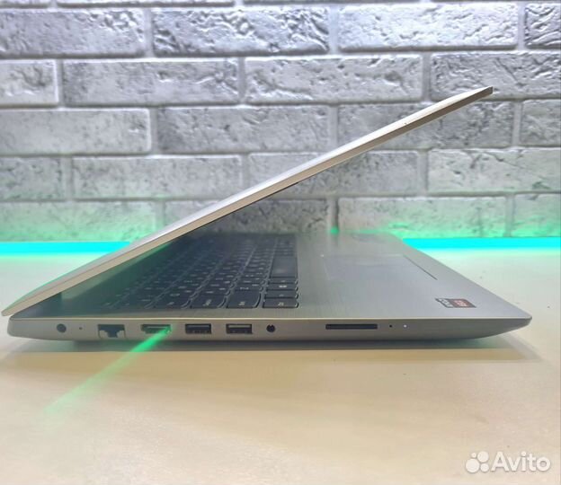 П.7424 Lenovo IdeaPad 320-15 AMD A9 2x3/8/1Tb M440