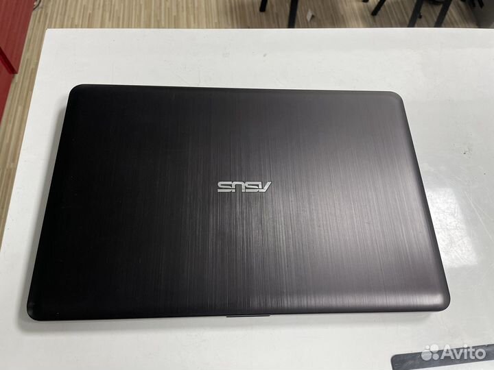 Ноутбук asus x540s