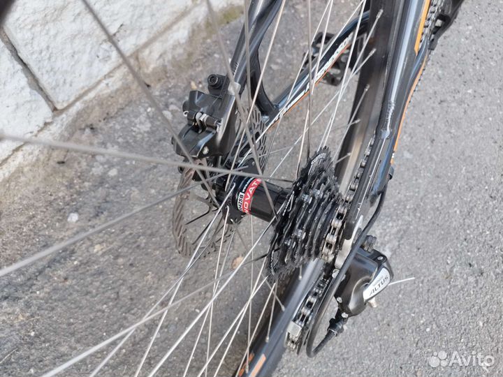 Горный велосипед gt