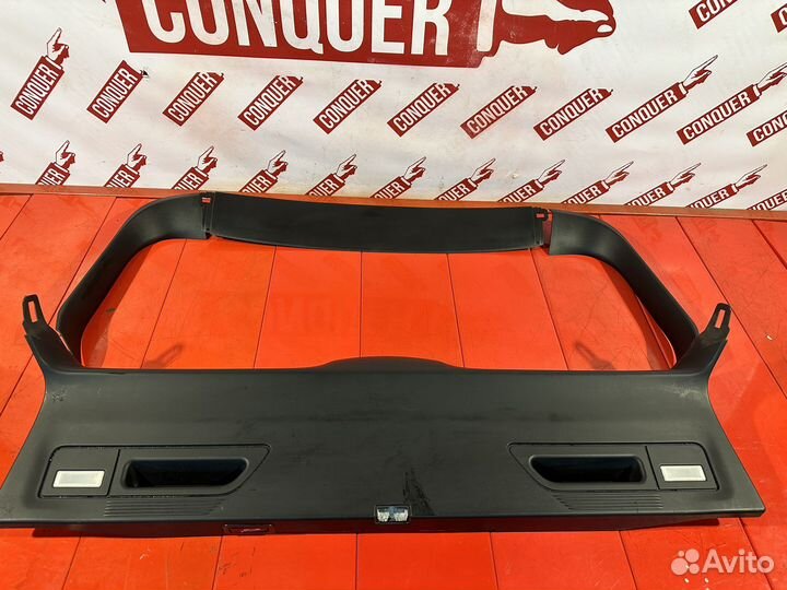 Облицовка багажной двери BMW E70 Х5 бмв Е70 Х5