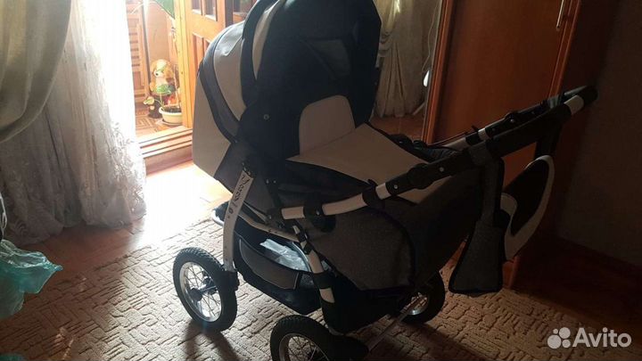 Прогулочная коляска-трансформер Adamex Young 3 в 1