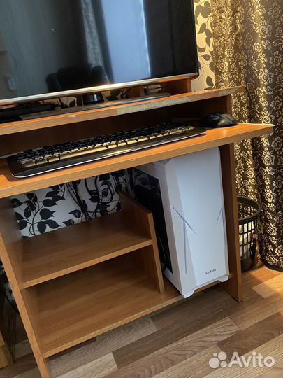 Компьютерный стол бу