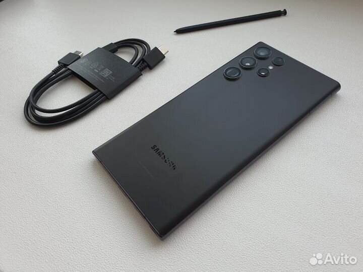 Samsung Galaxy S22 Ultra (Snapdragon 8 Gen1), 12/1