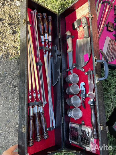 Подарочный набор в чемодане шампура мангал топор