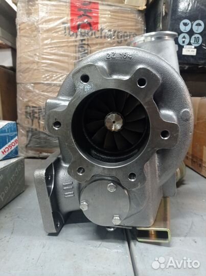 Турбкомпрессор Holset HX60W Cummins