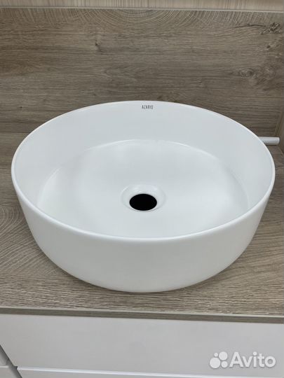 Раковина накладная на столешницу
